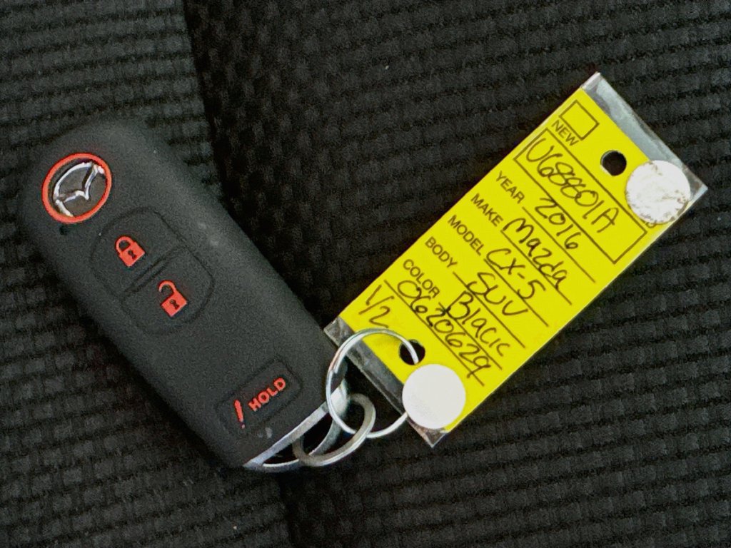 Used 2016 MAZDA CX-5 Touring FWD image 34