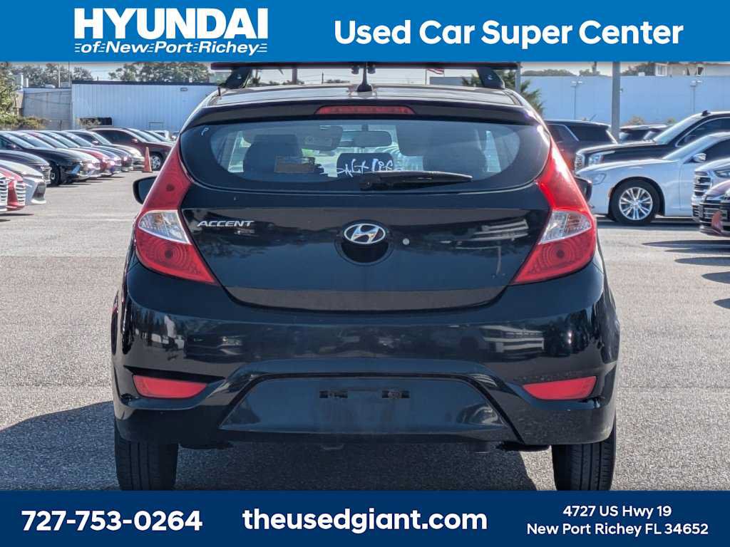 Used 2013 Hyundai Accent GS FWD image 4