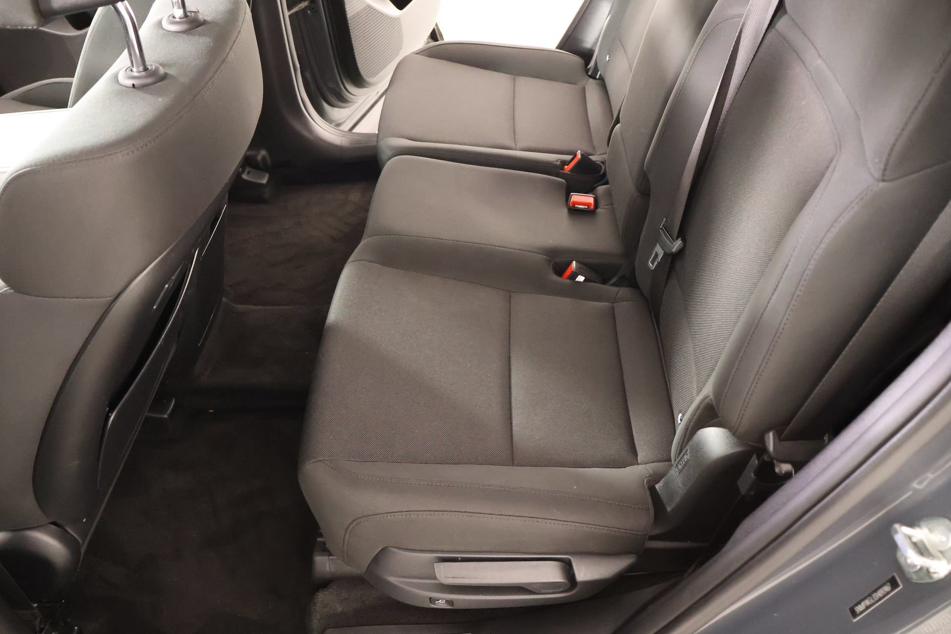 Used 2025 Hyundai Santa Fe SE FWD image 11