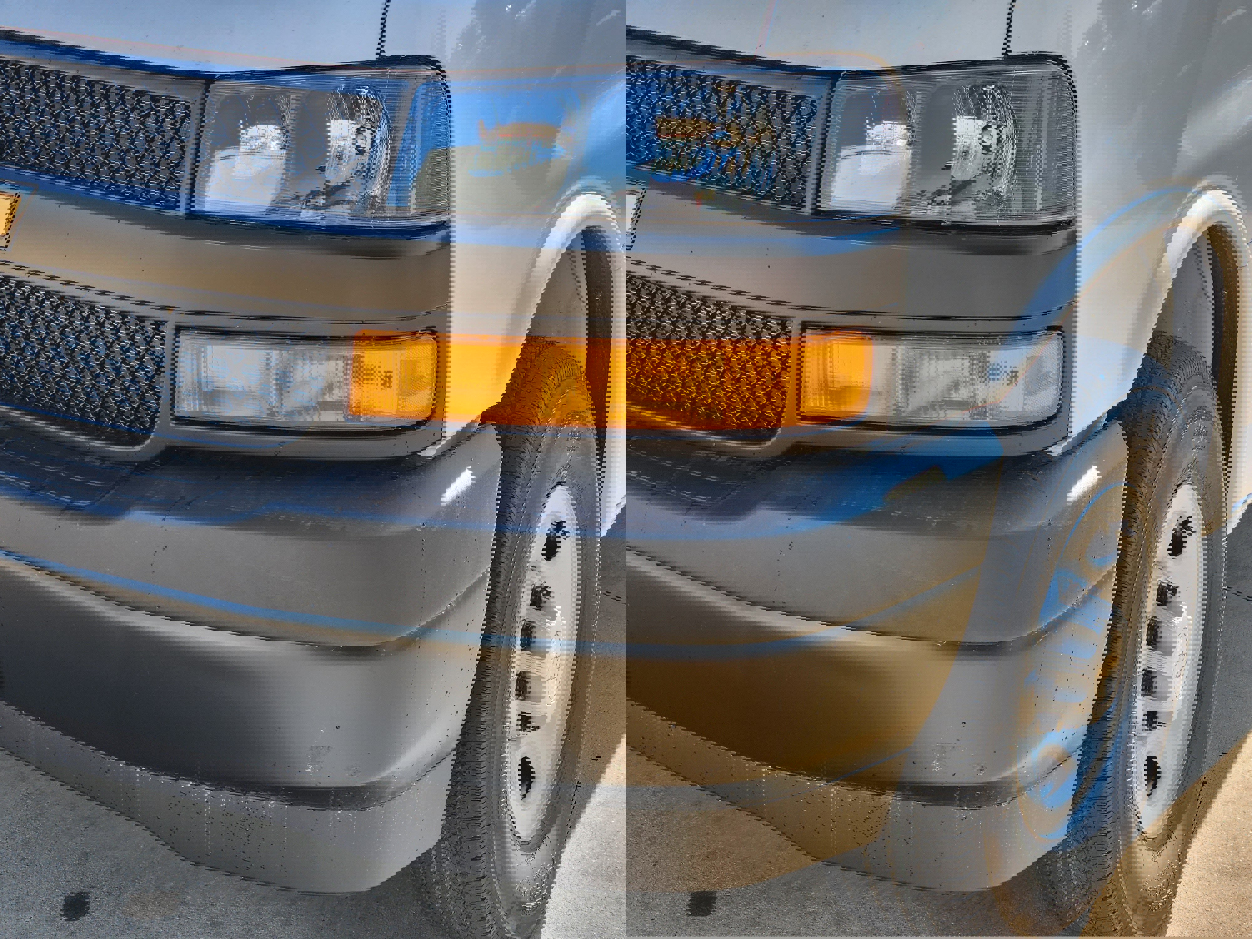 New 2025 Chevrolet Express 2500 Extended w/ Driver Convenience Package image 15