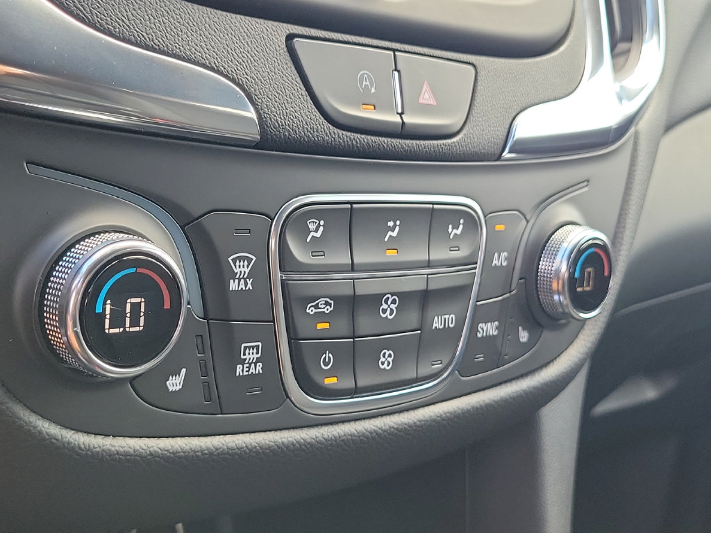 Used 2022 Chevrolet Equinox LT FWD image 27