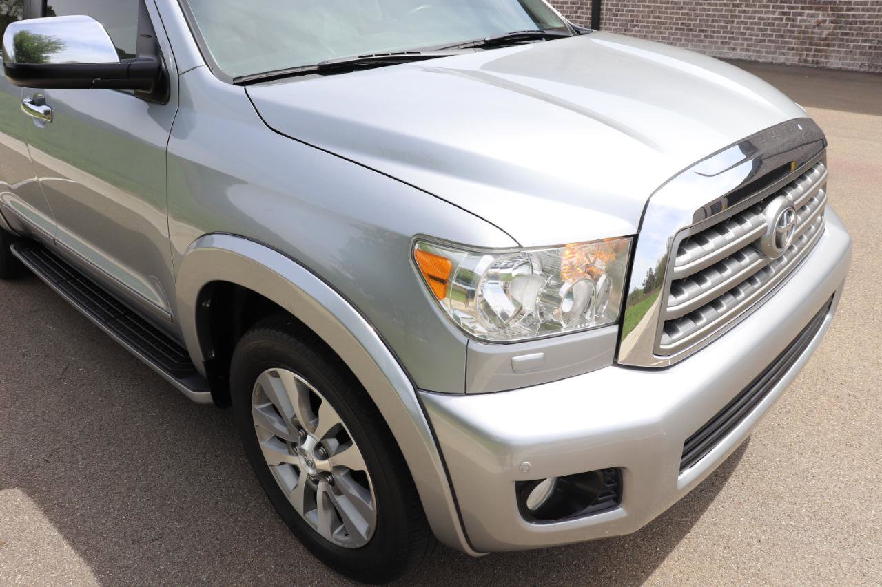 Used 2016 Toyota Sequoia Limited image 4