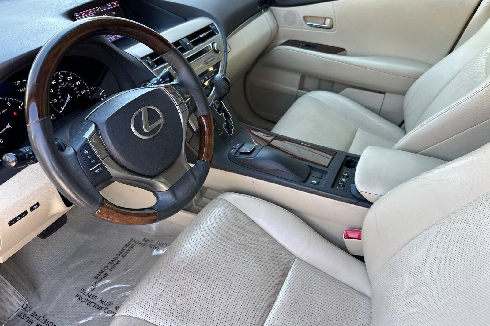 Used 2013 Lexus RX 350 2WD w/ Navigation Pkg image 4