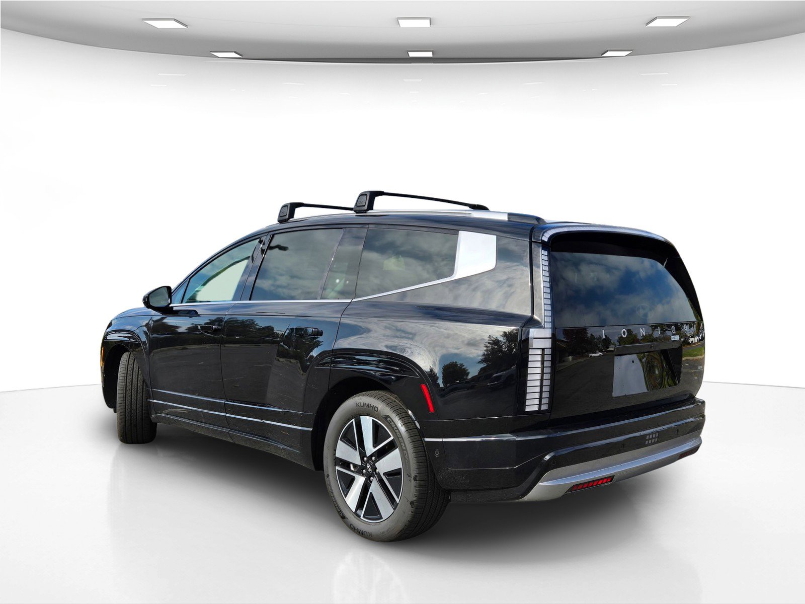 New 2026 Hyundai Ioniq 9 SEL image 5