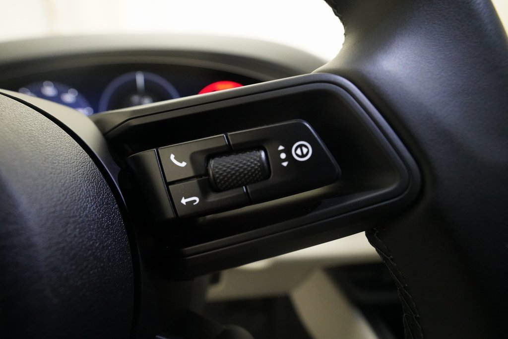 Used 2024 Porsche Macan 4 Electric image 23