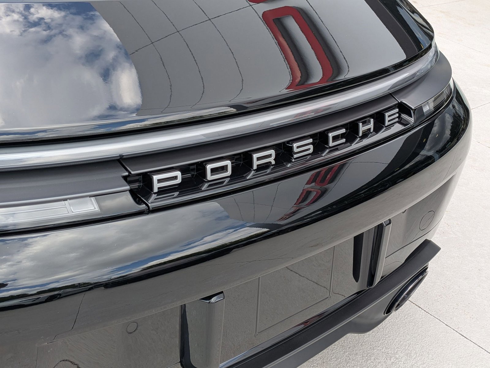 New 2026 Porsche 911 Carrera 4S image 13