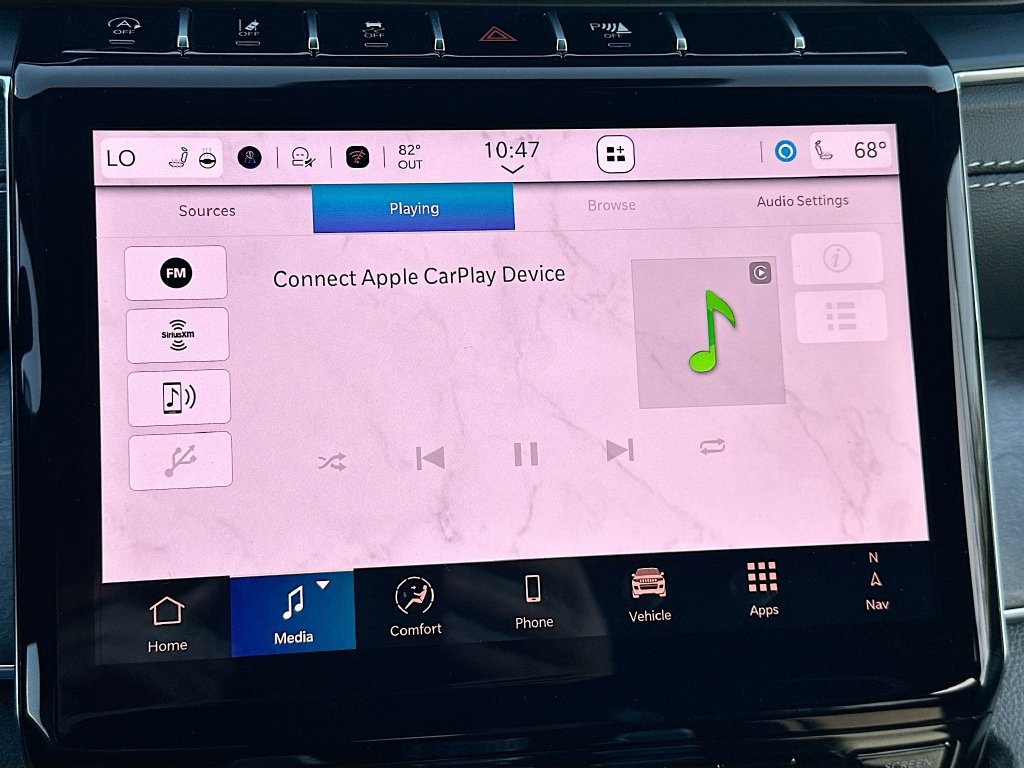 New 2025 Jeep Grand Cherokee Overland w/ Luxury Tech Group IV AWD/4WD image 16