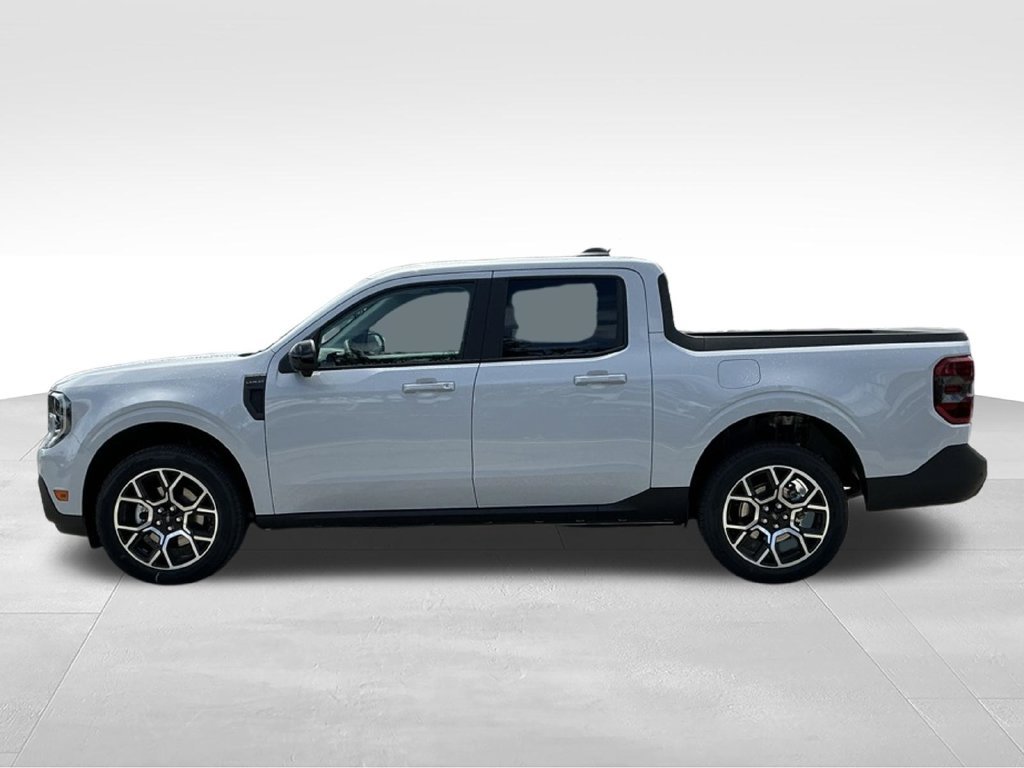 New 2026 Ford Maverick Lariat w/ 4K Tow Package AWD/4WD image 3