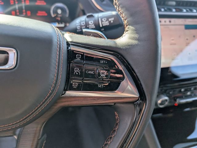 Used 2022 Jeep Grand Cherokee Summit w/ Adv Protech Group IV image 19