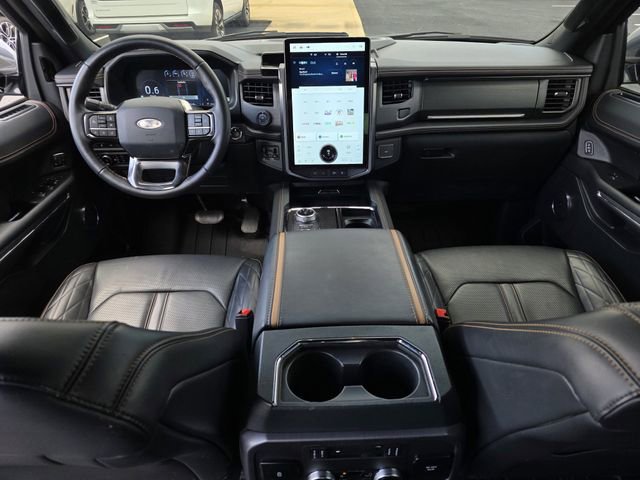 Used 2024 Ford Expedition Platinum image 8
