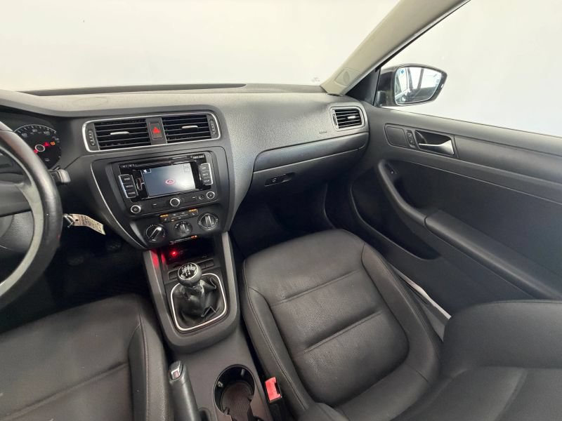 Used 2012 Volkswagen Jetta SE FWD image 60