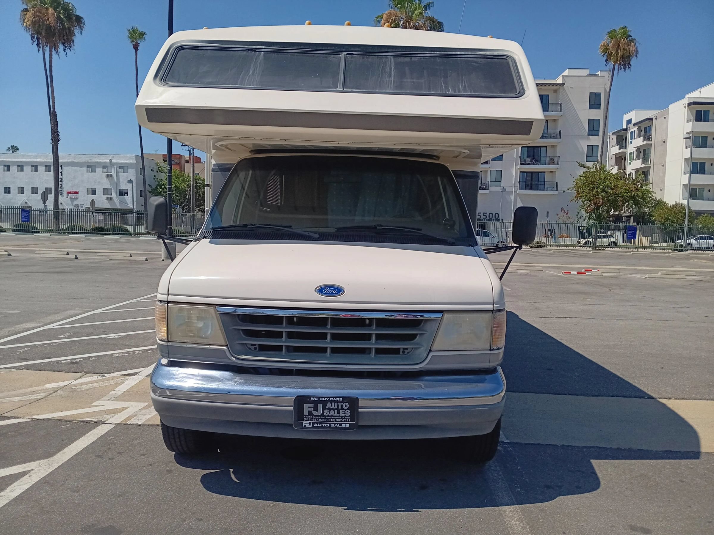 Used 1992 Ford E-350 and Econoline 350 RWD image 2
