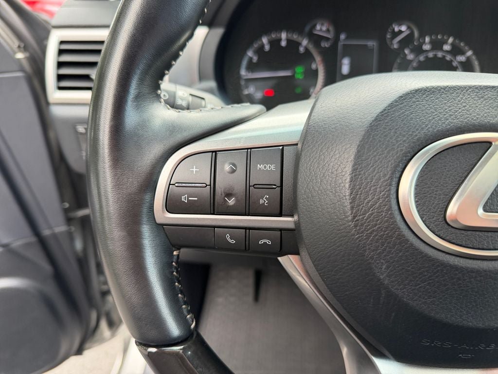 Used 2022 Lexus GX 460 Premium w/ Accessory Package AWD/4WD image 15