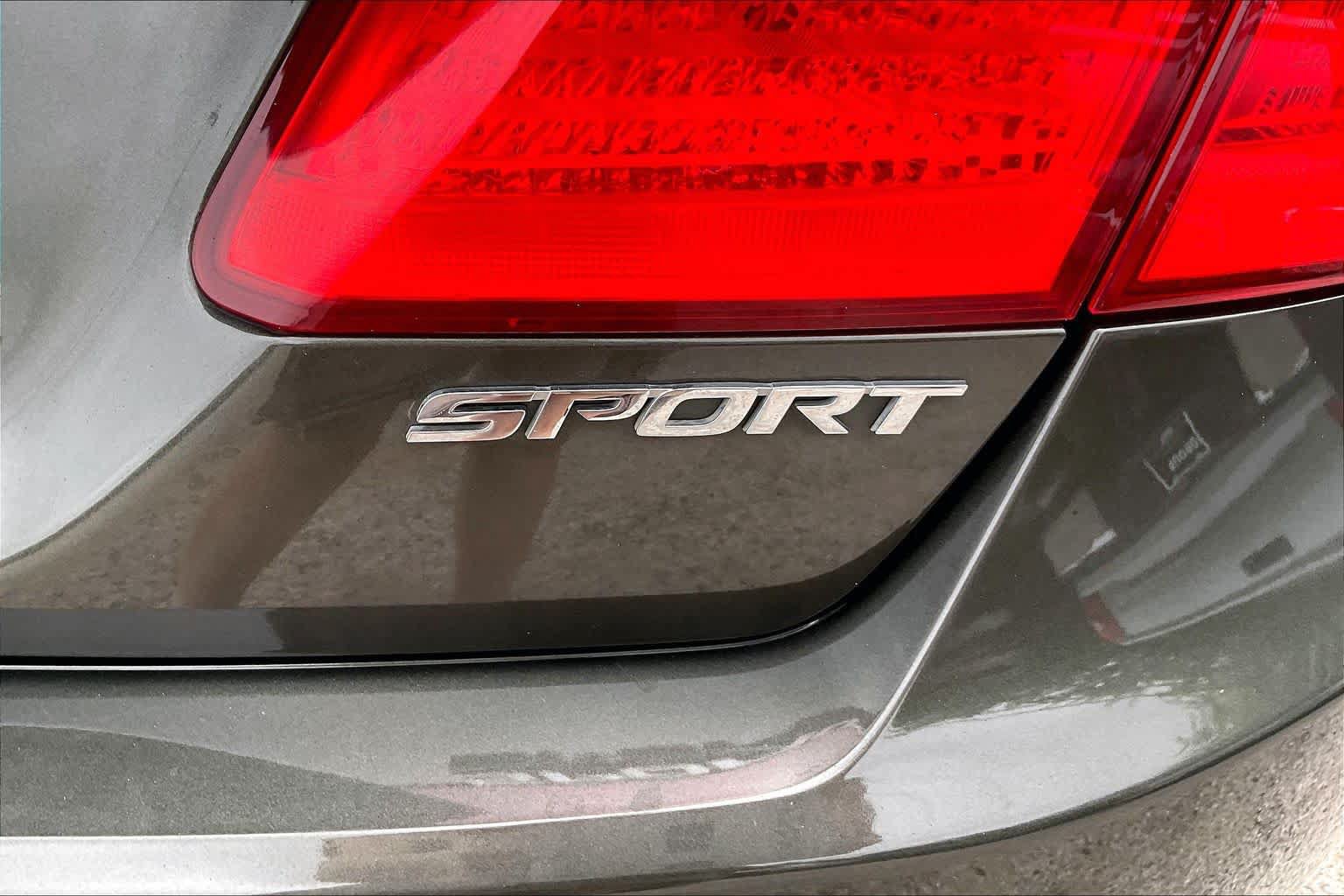 Used 2013 Honda Accord Sport image 9