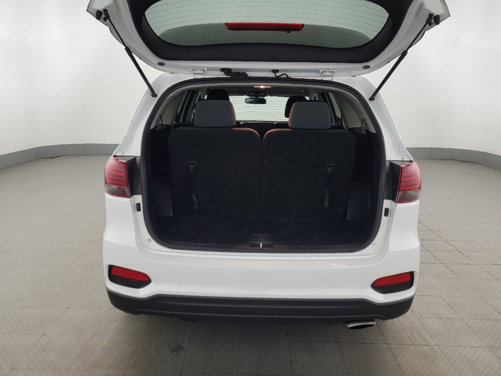 Used 2019 Kia Sorento AWD image 29