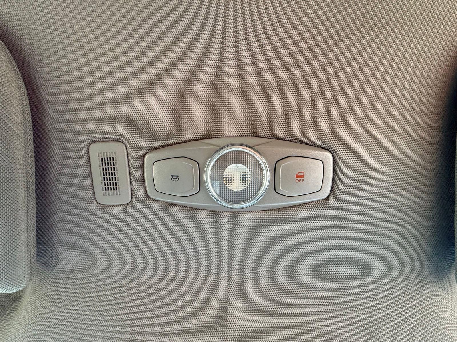 Used 2017 Ford F150 XLT w/ Heavy-Duty Payload Package AWD/4WD image 29