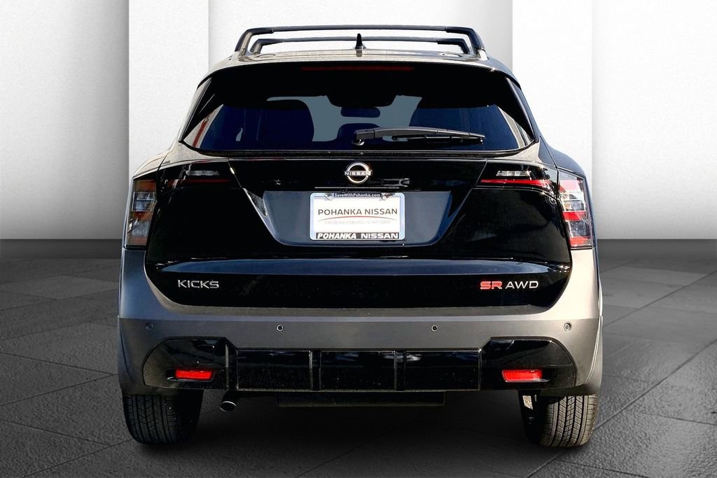 New 2026 Nissan Kicks SR w/ Cold Weather Package image 4