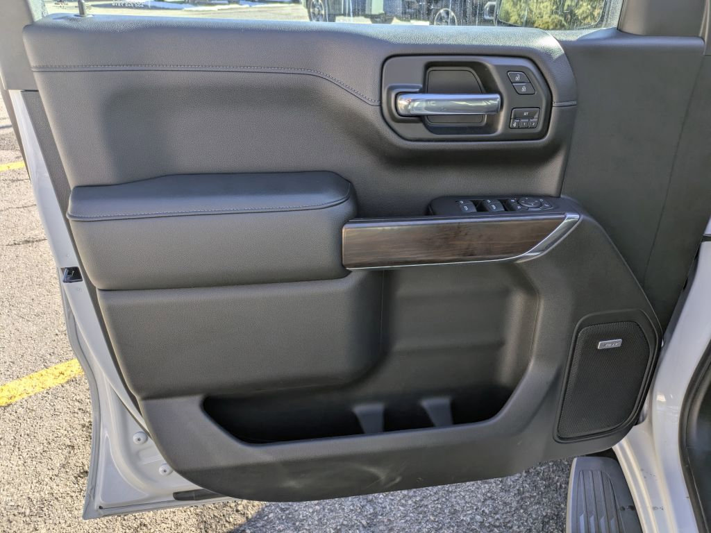 Used 2020 GMC Sierra 1500 SLT w/ SLT Premium Plus Package image 9