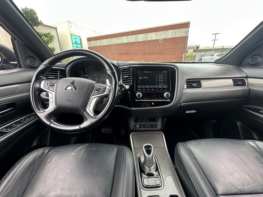 Used 2022 Mitsubishi Outlander SEL image 14