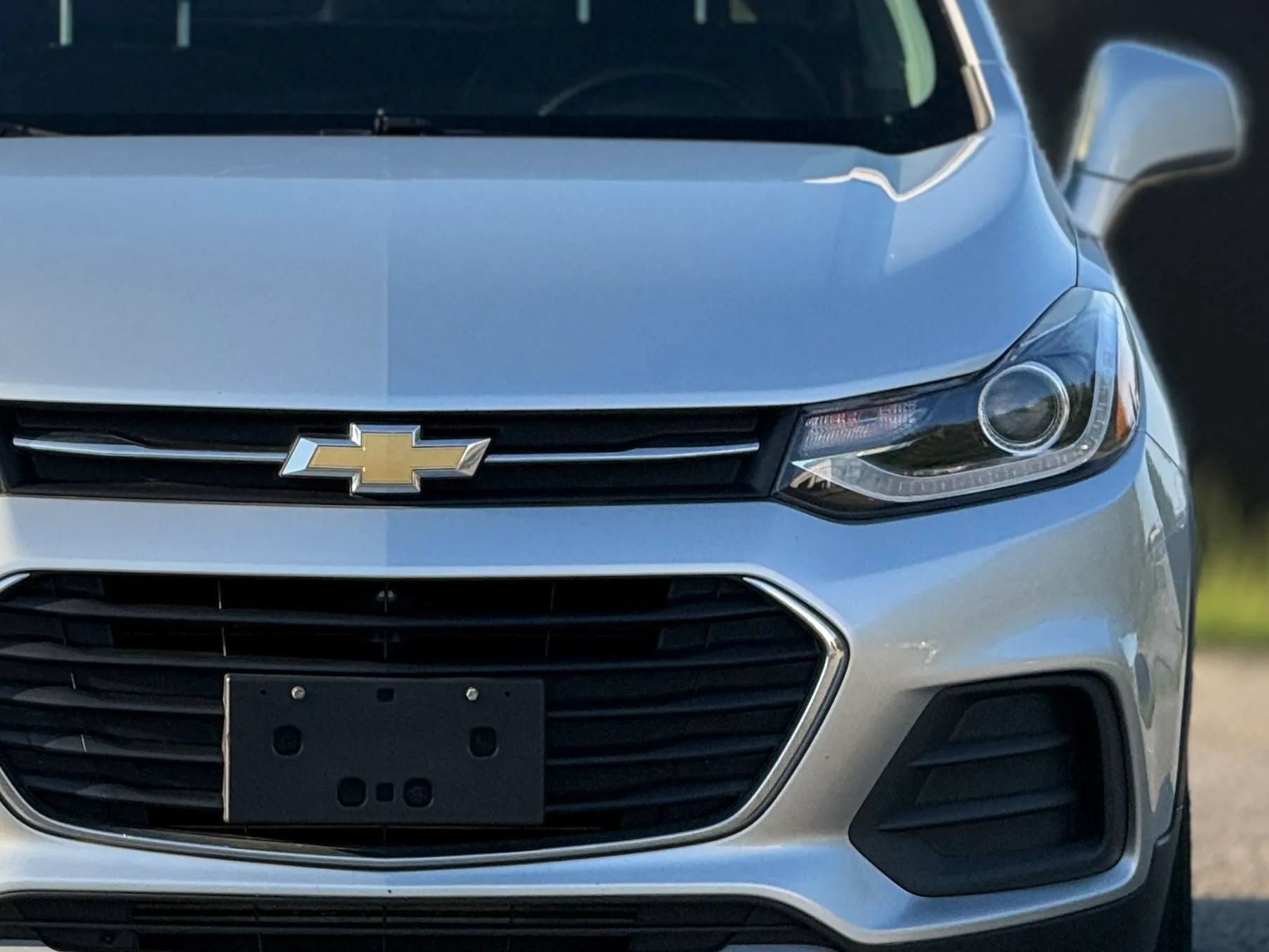 Used 2019 Chevrolet Trax LT w/ LT Convenience Package AWD/4WD image 12