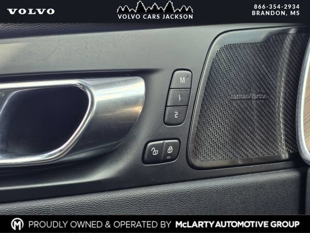 Used 2020 Volvo XC60 T5 Inscription w/ Protection Package Premier FWD image 17