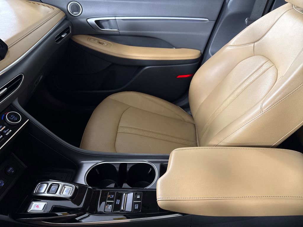 Used 2022 Hyundai Sonata Limited w/ Winter Weather Package FWD image 20