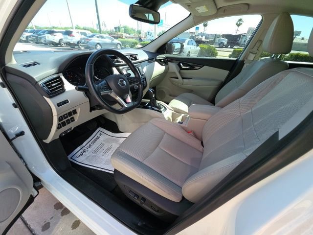 Used 2022 Nissan Rogue Sport SL w/ Premium Package image 12