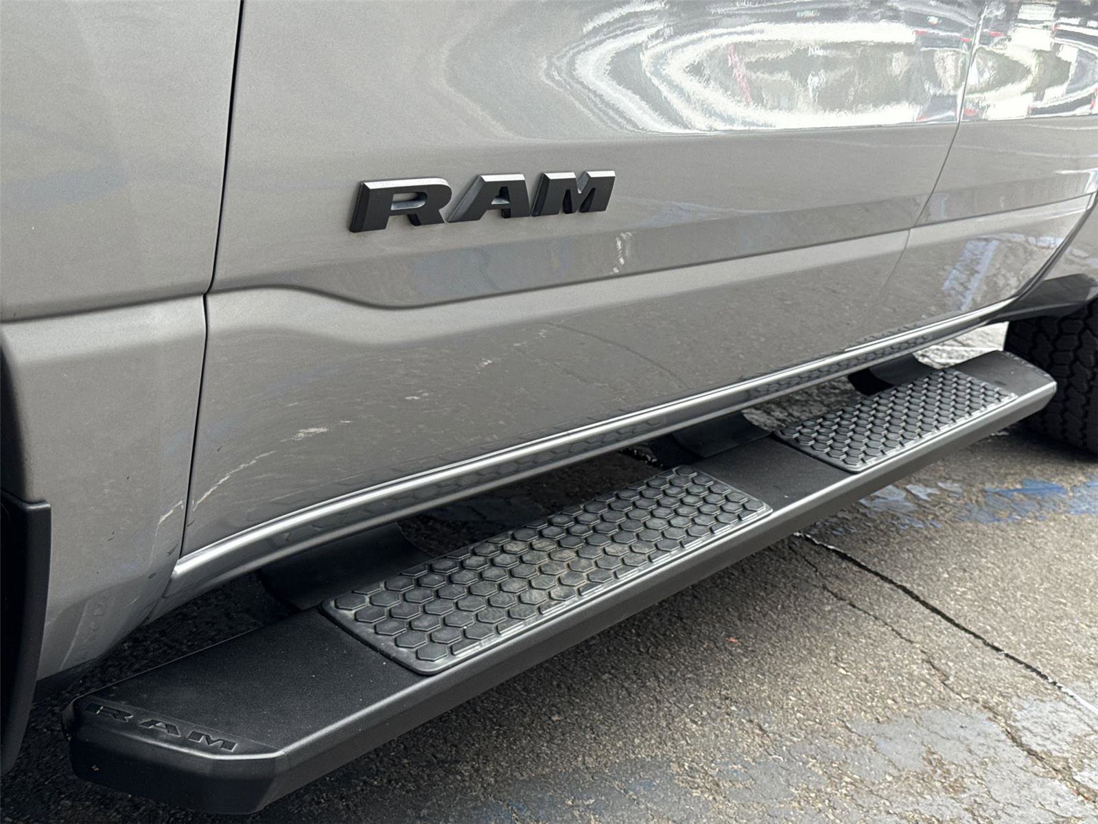 Used 2021 RAM 1500 Big Horn AWD/4WD image 9