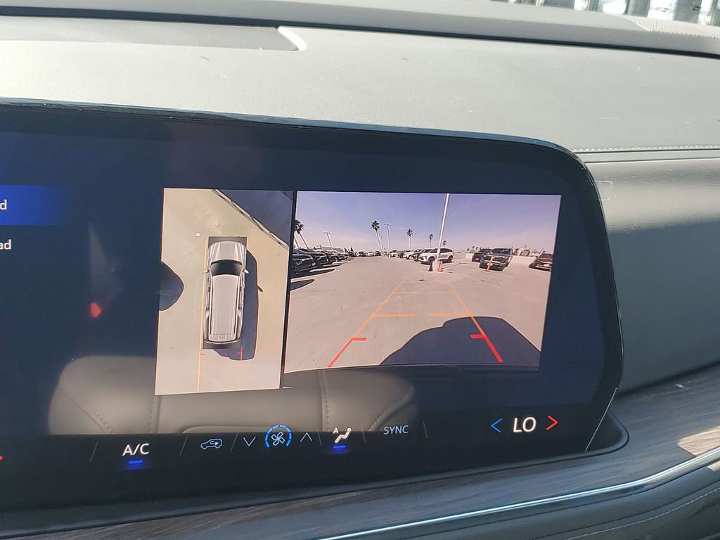 New 2026 Chevrolet Suburban LS image 25