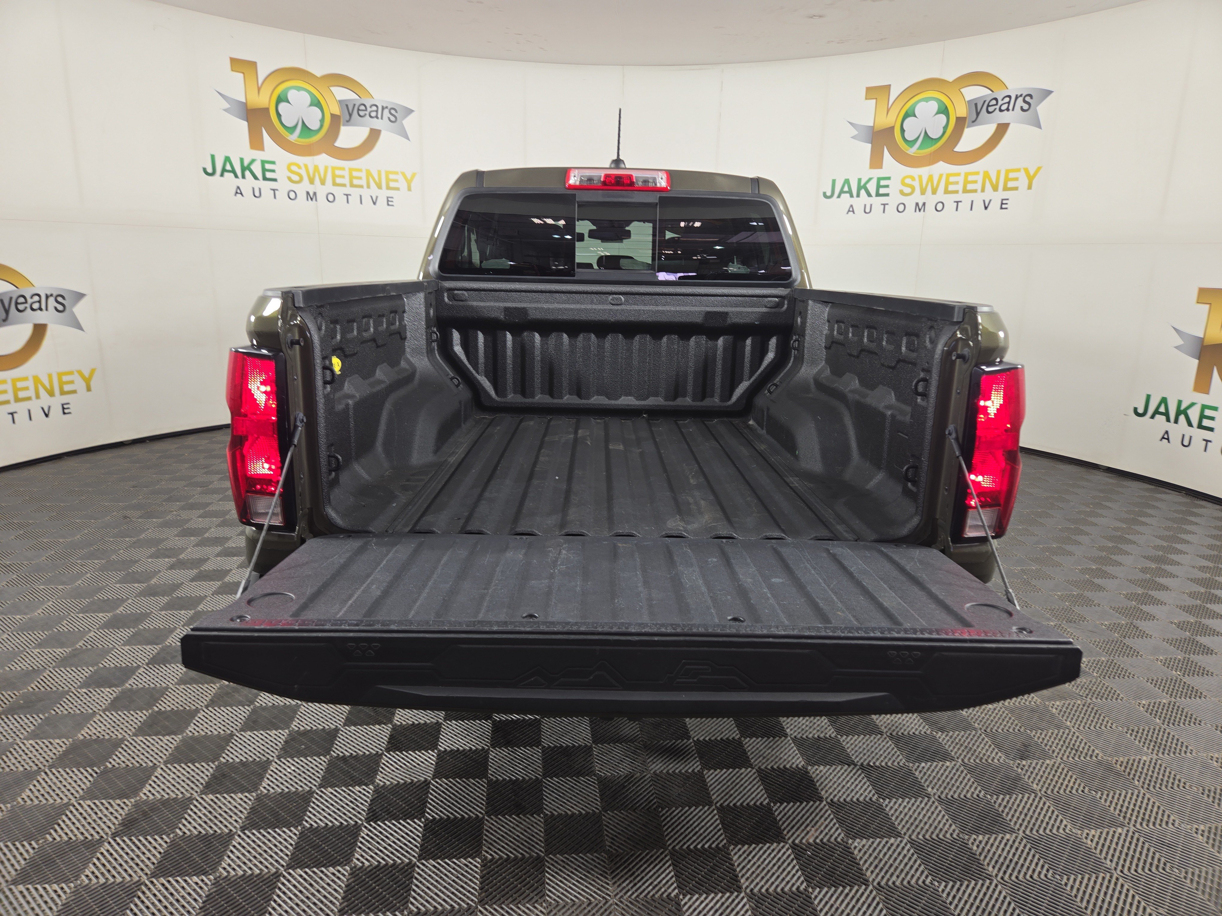 Certified 2023 Chevrolet Colorado W/T w/ WT Convenience Package AWD/4WD image 31