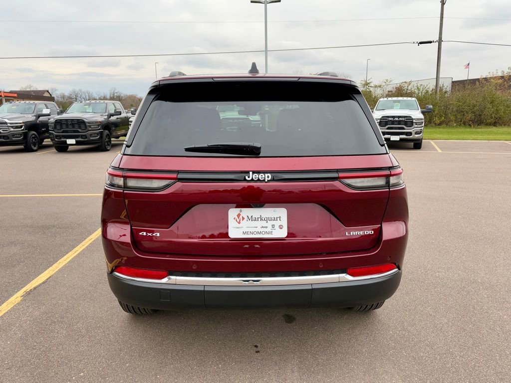 New 2025 Jeep Grand Cherokee Laredo X AWD/4WD image 4