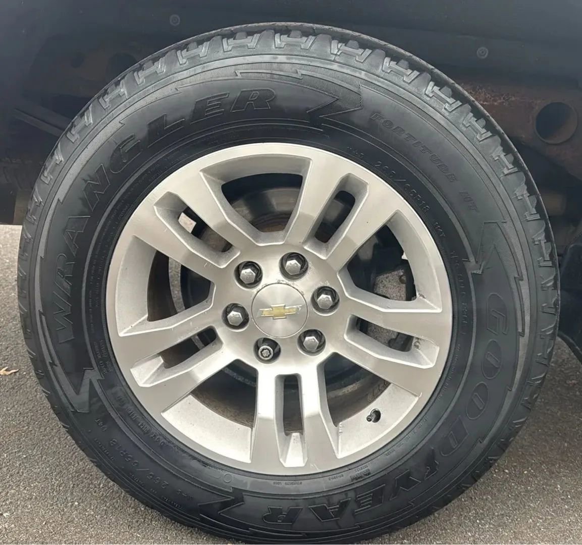 Used 2018 Chevrolet Silverado 1500 LT w/ All Star Edition AWD/4WD image 13