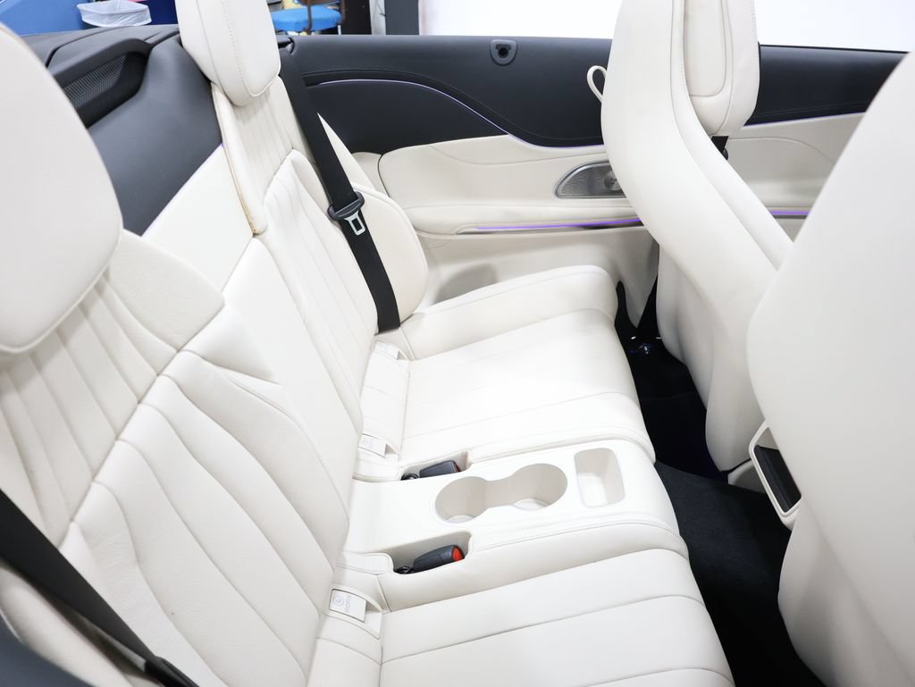 Certified 2024 Mercedes-Benz CLE 450 4MATIC Cabriolet image 24