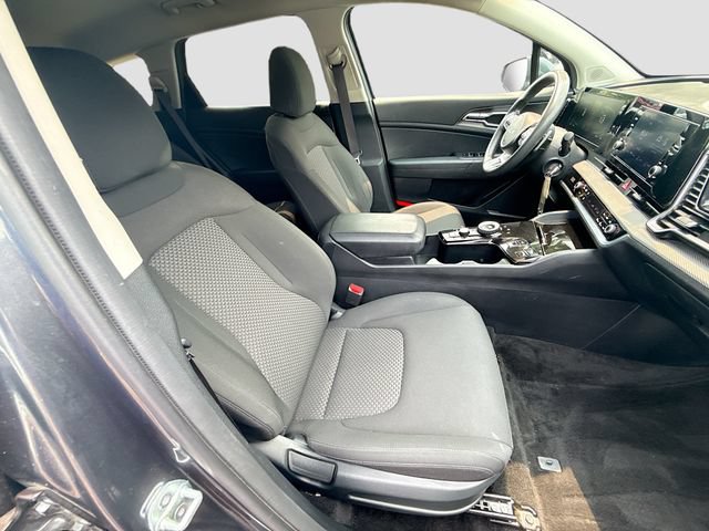 Used 2023 Kia Sportage LX AWD/4WD image 34