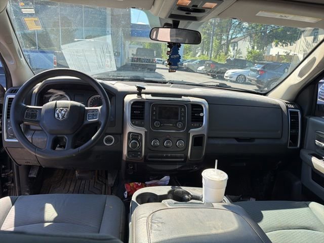 Used 2017 RAM 1500 Classic SLT AWD/4WD image 30