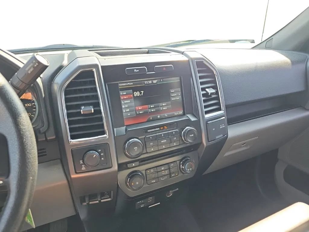 Used 2015 Ford F150 XLT w/ Equipment Group 302A Luxury AWD/4WD image 22