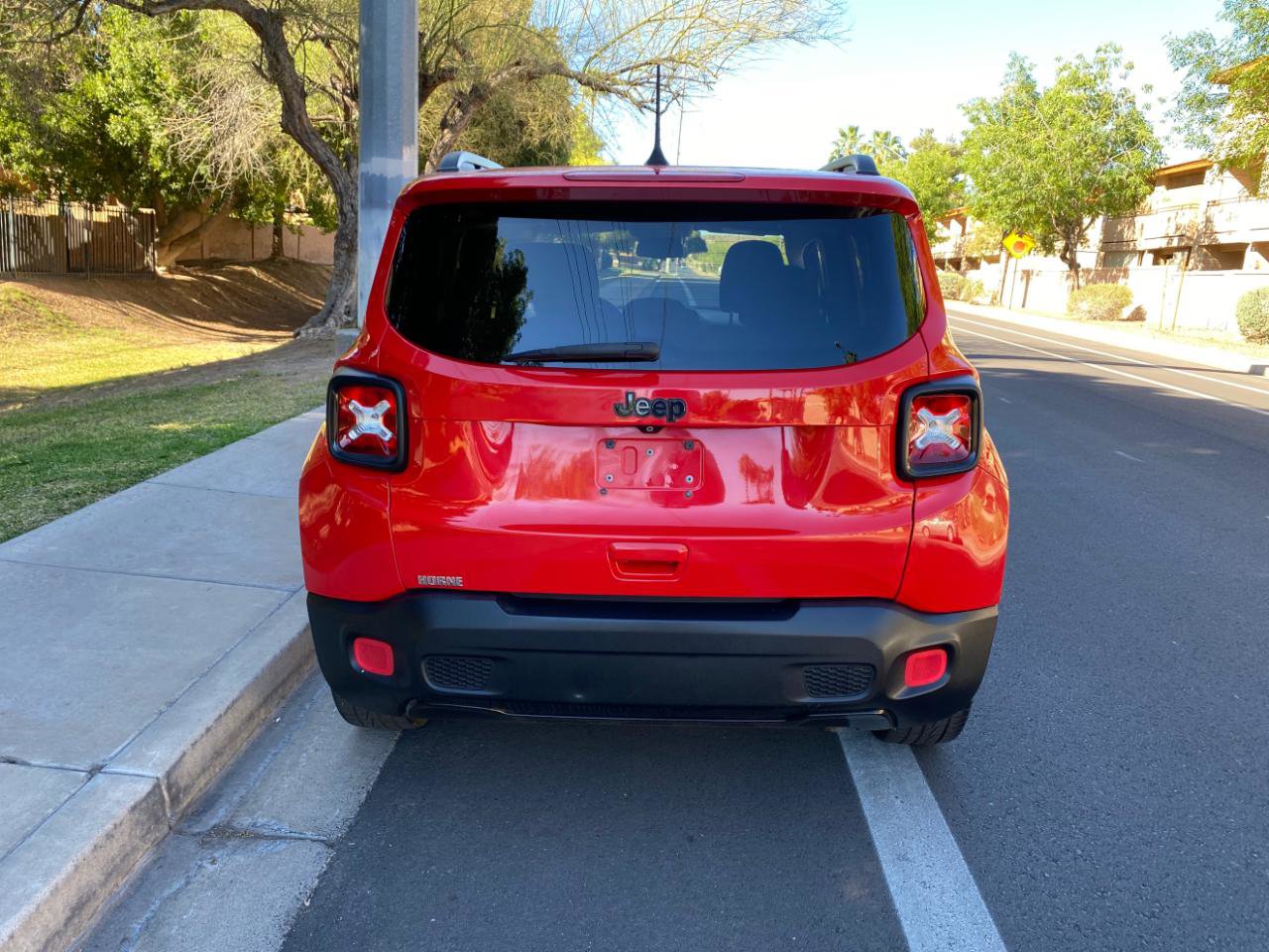 Used 2018 Jeep Renegade Altitude w/ Popular Equipment Group image 3