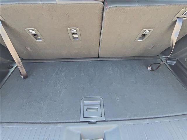 Used 2025 Honda Pilot Black Edition image 6