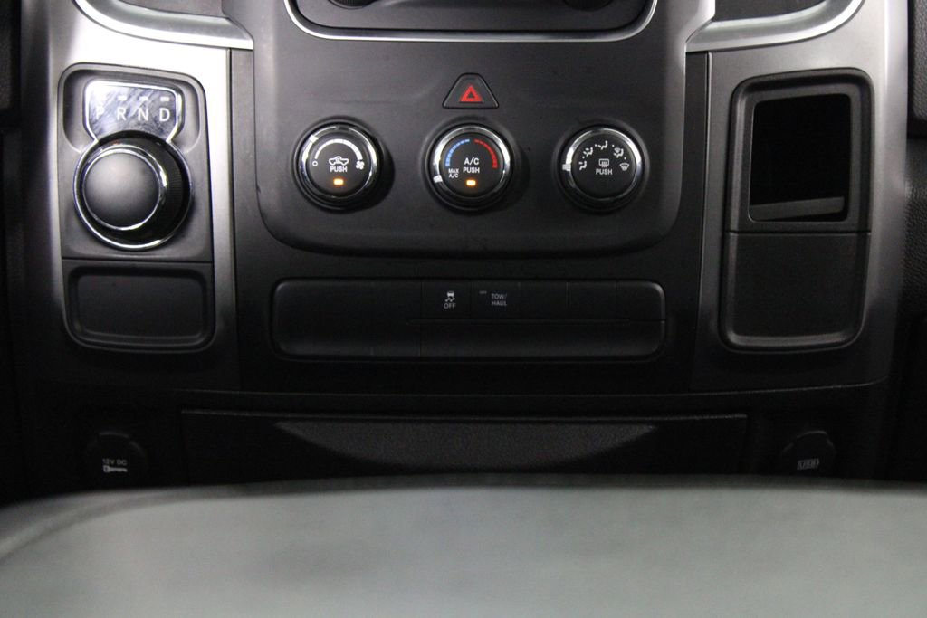 Used 2022 RAM 1500 Classic SLT image 21