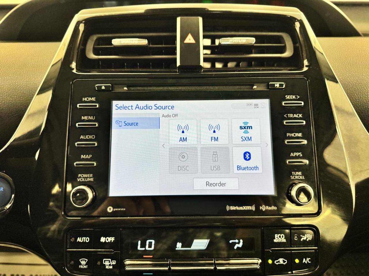 Used 2022 Toyota Prius Prime LE FWD image 28