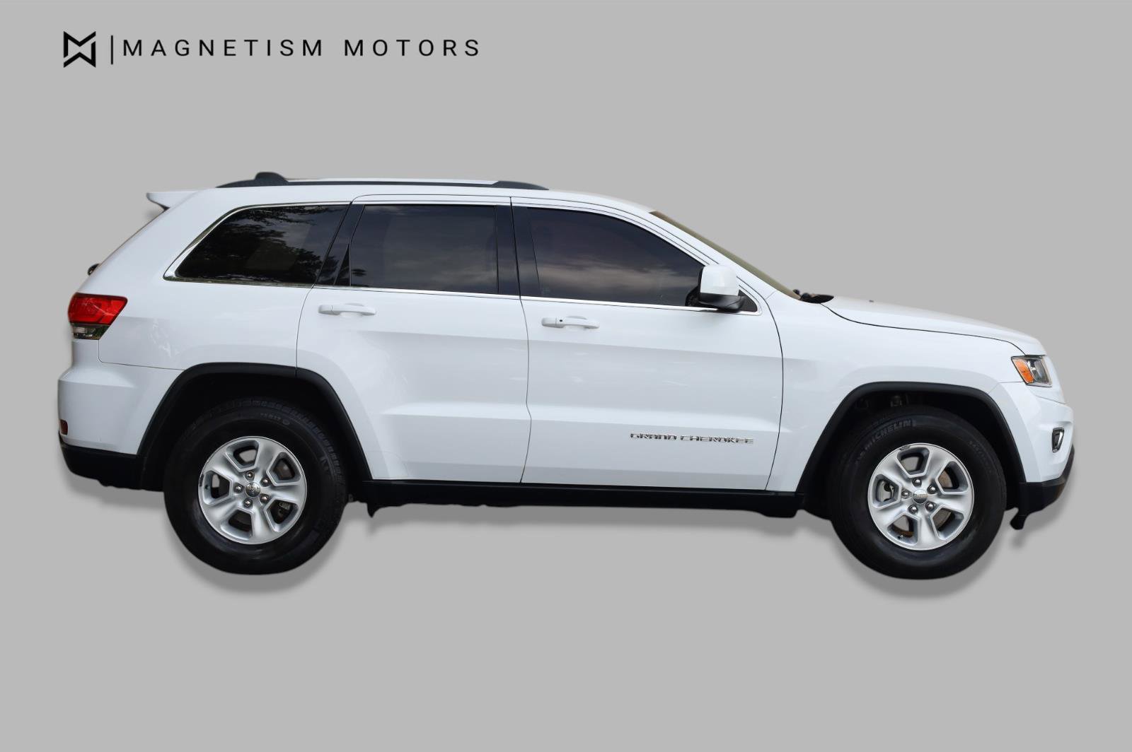 Used 2016 Jeep Grand Cherokee Laredo w/ Quick Order Package 23E RWD image 3