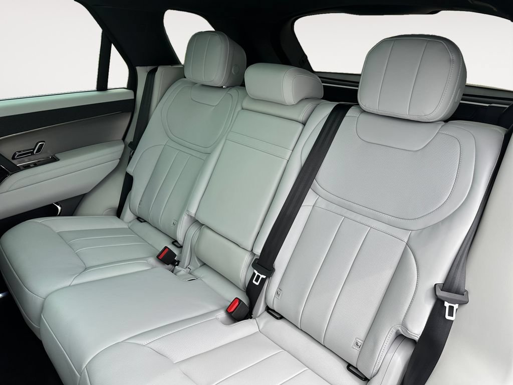 New 2026 Land Rover Range Rover Sport SE AWD/4WD image 13