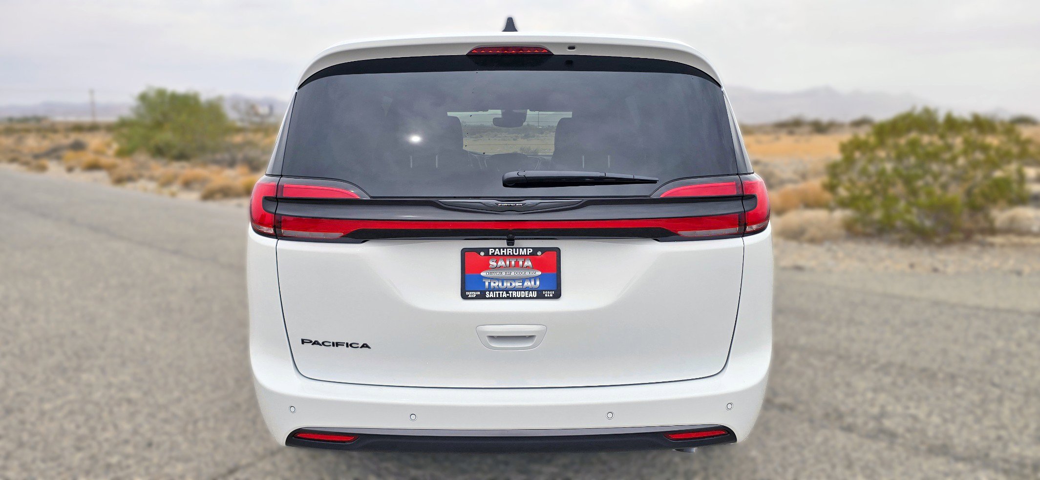 New 2026 Chrysler Pacifica Select image 4
