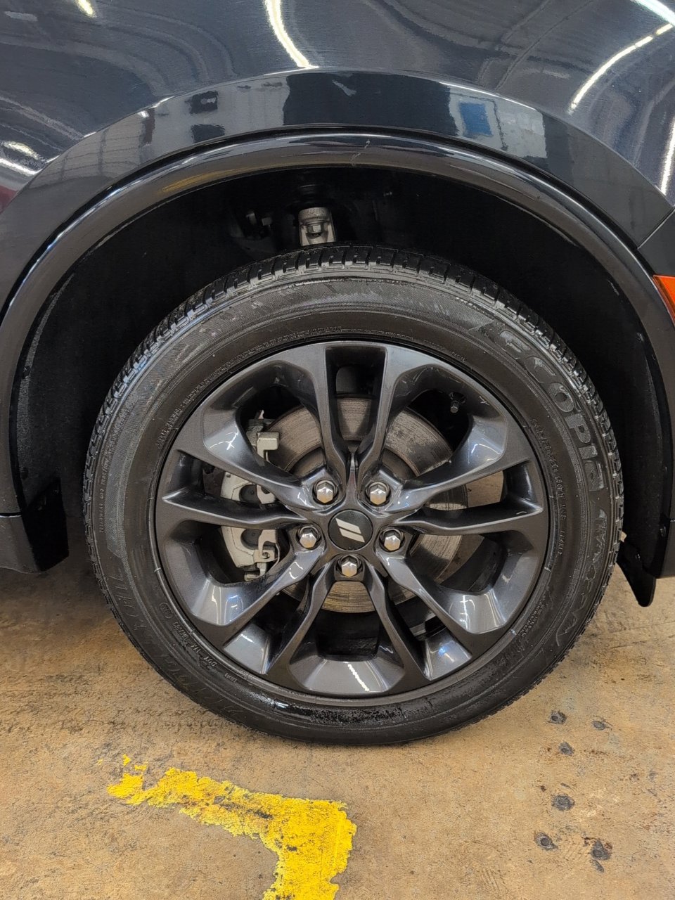 Used 2025 Dodge Durango GT AWD/4WD image 9
