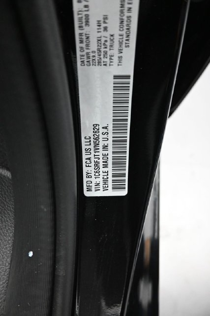 New 2027 RAM 1500 Laramie w/ Night Edition AWD/4WD image 17