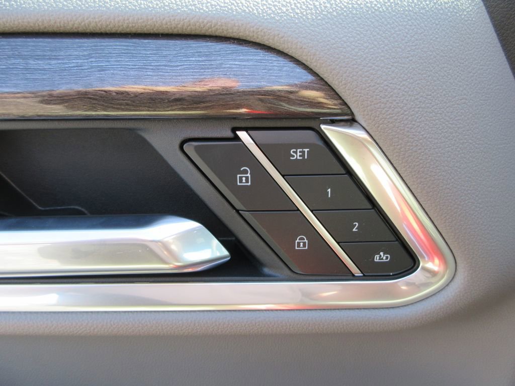 New 2026 Chevrolet Silverado 1500 LTZ w/ LTZ Premium Package image 25