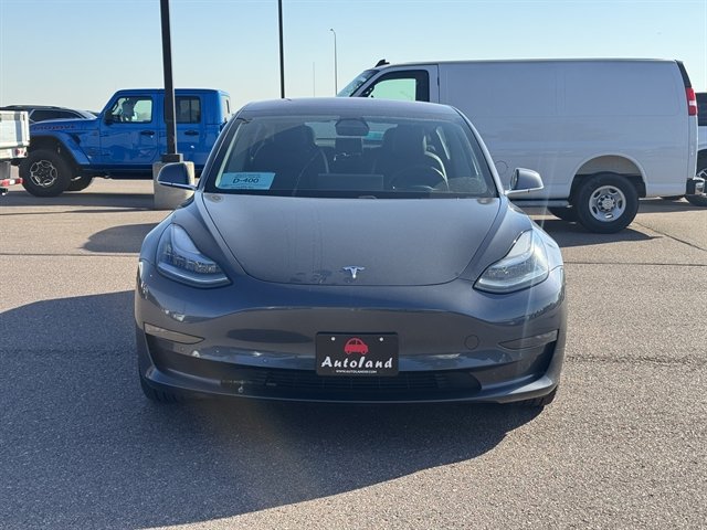 Used 2018 Tesla Model 3 Long Range AWD/4WD image 2