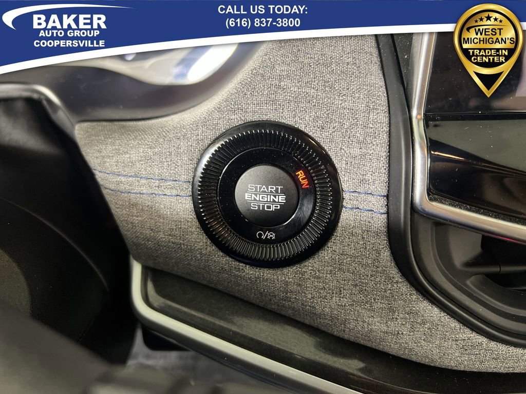 Used 2024 Jeep Compass Latitude w/ Convenience Group image 17