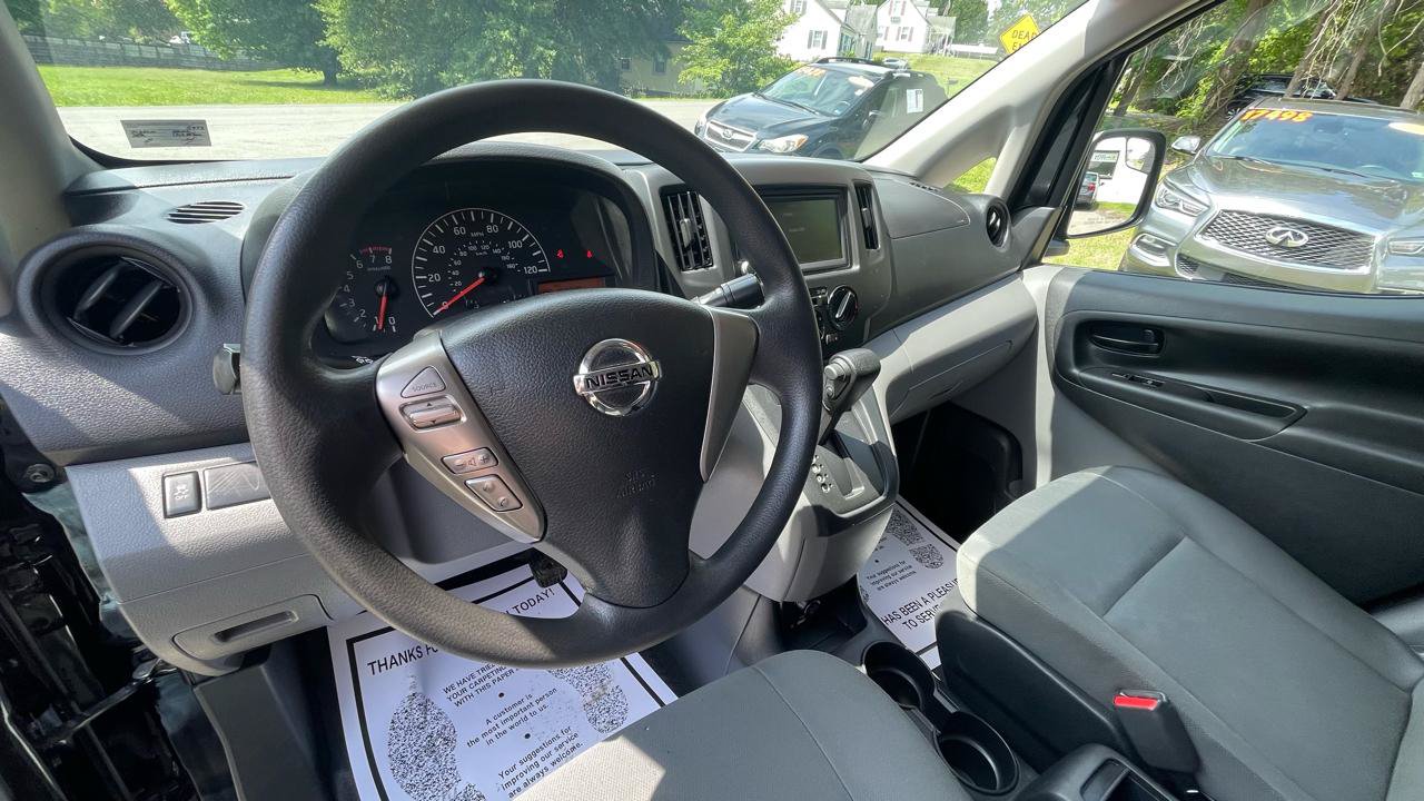 Used 2020 Nissan NV200 S FWD image 17