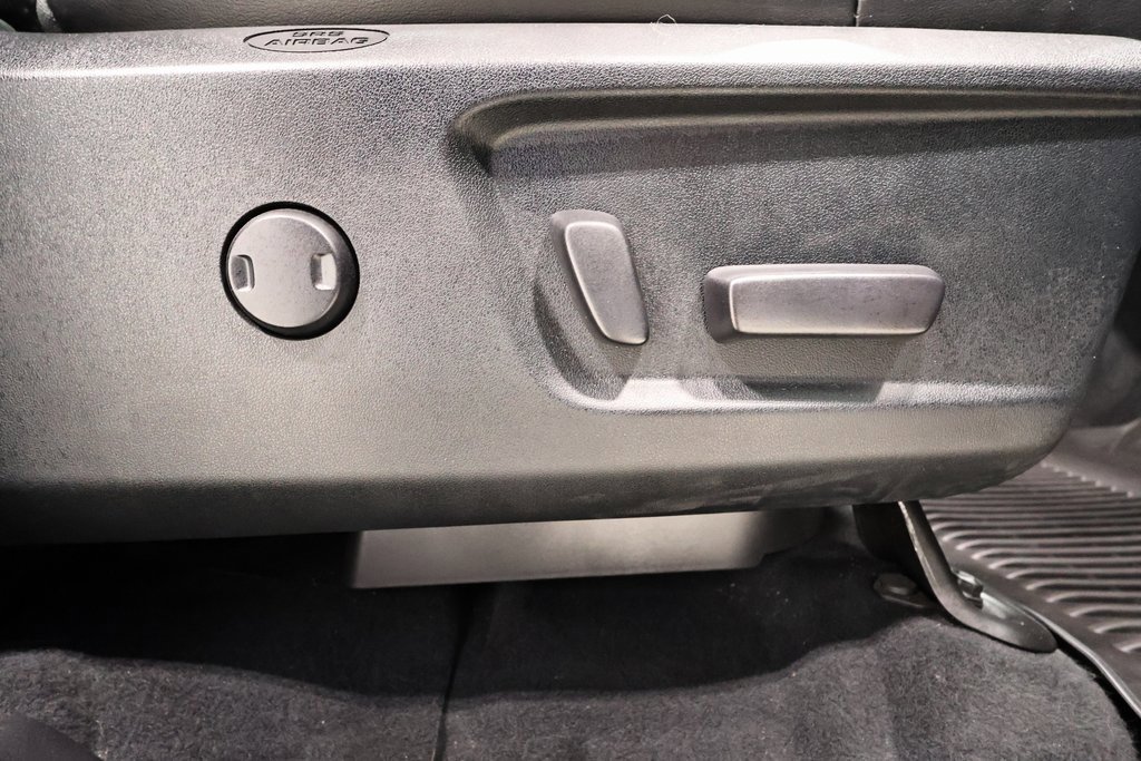 Used 2021 Toyota Tundra Platinum image 21